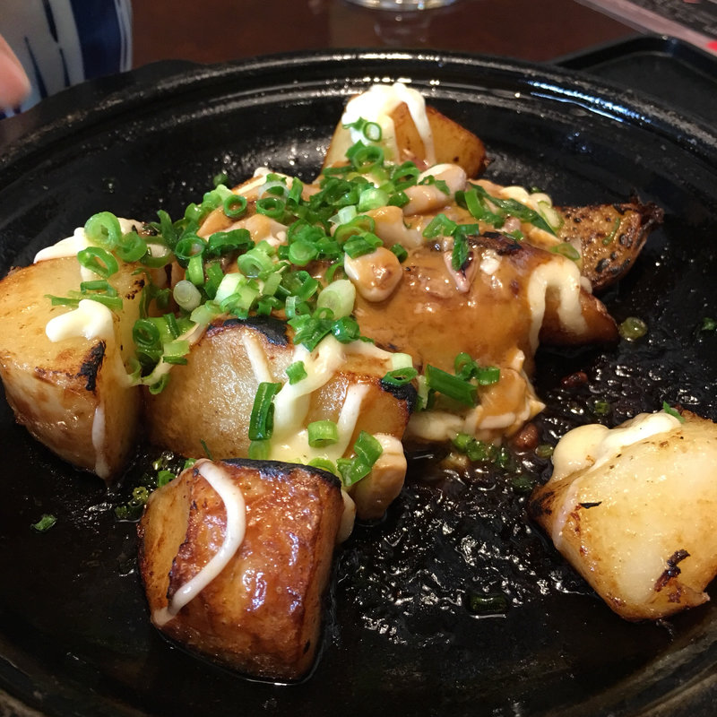 塩辛とポテトのマヨネーズ焼き(ラ・オハナ 横浜霧ケ丘店)