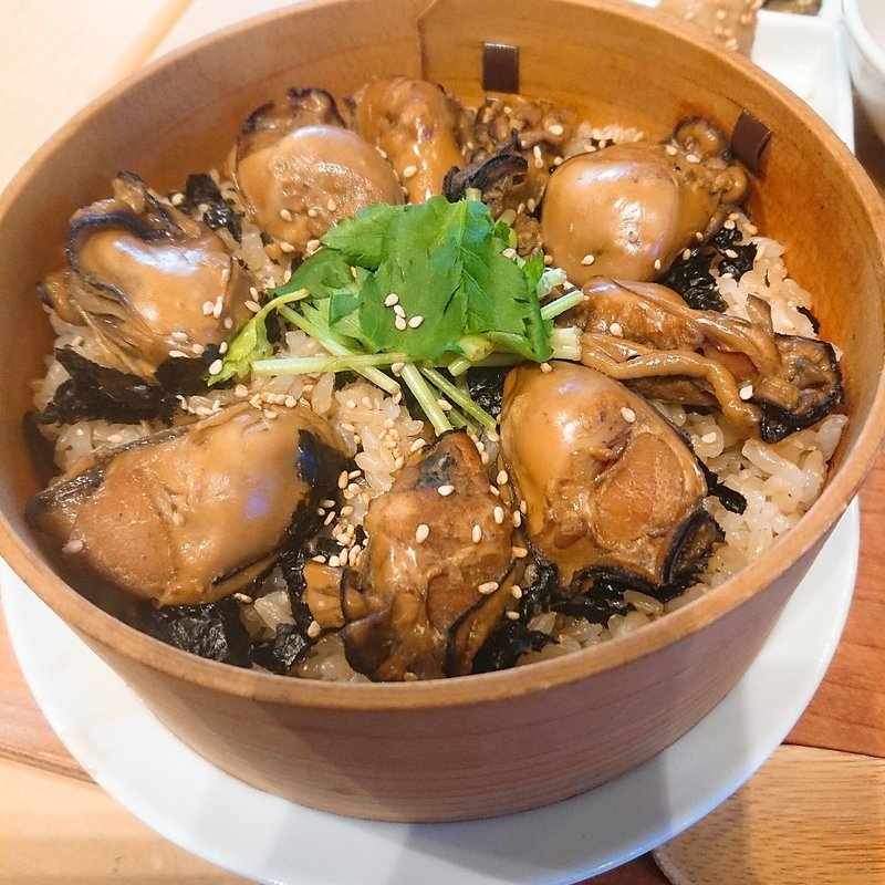 牡蠣　わっぱ飯(ムスムス （MUSMUS）)