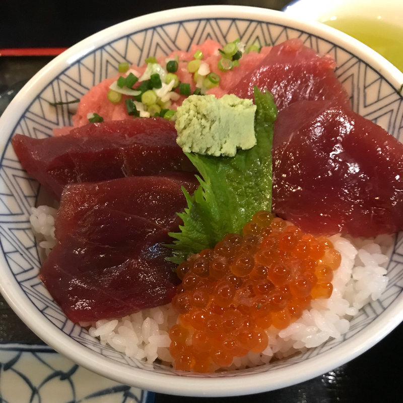 鉄火いくら丼(男鹿半島 東陽町店)