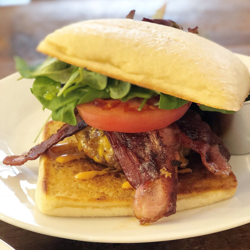 GOOD BURGER(モーニング グラス コーヒー プラスカフェ)