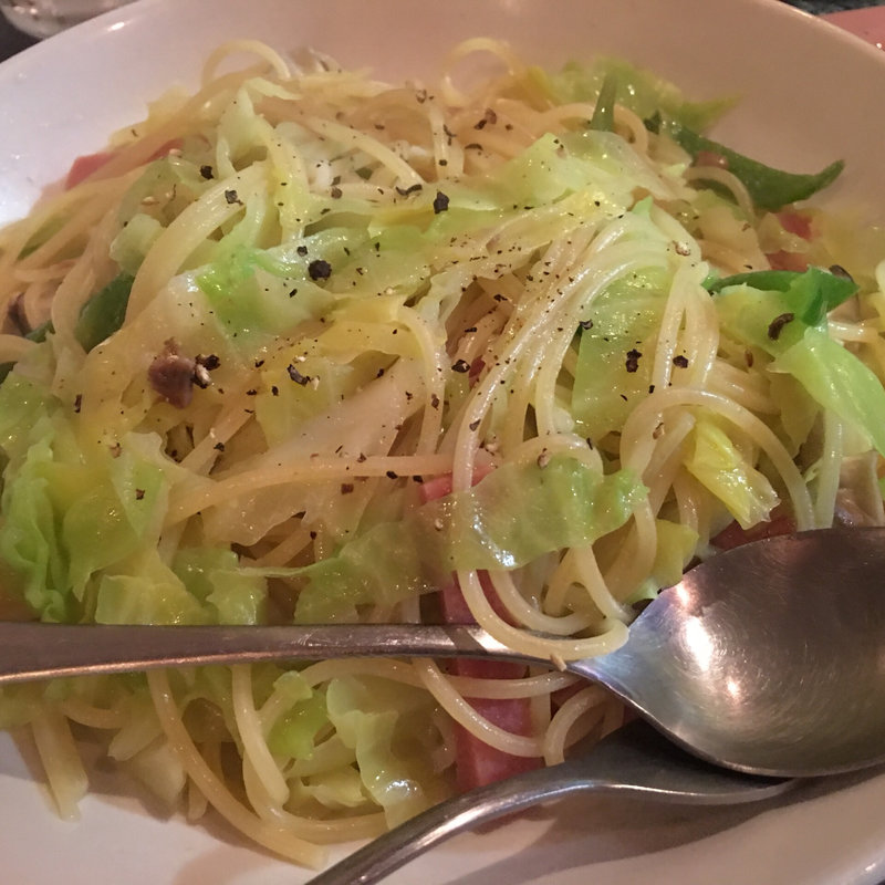 アンチョビとキャベツのペペロンチーノ(缶詰BAR LINDA)