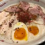 豚骨トリュフヌードルDX(福島壱麺 （イチメン）)