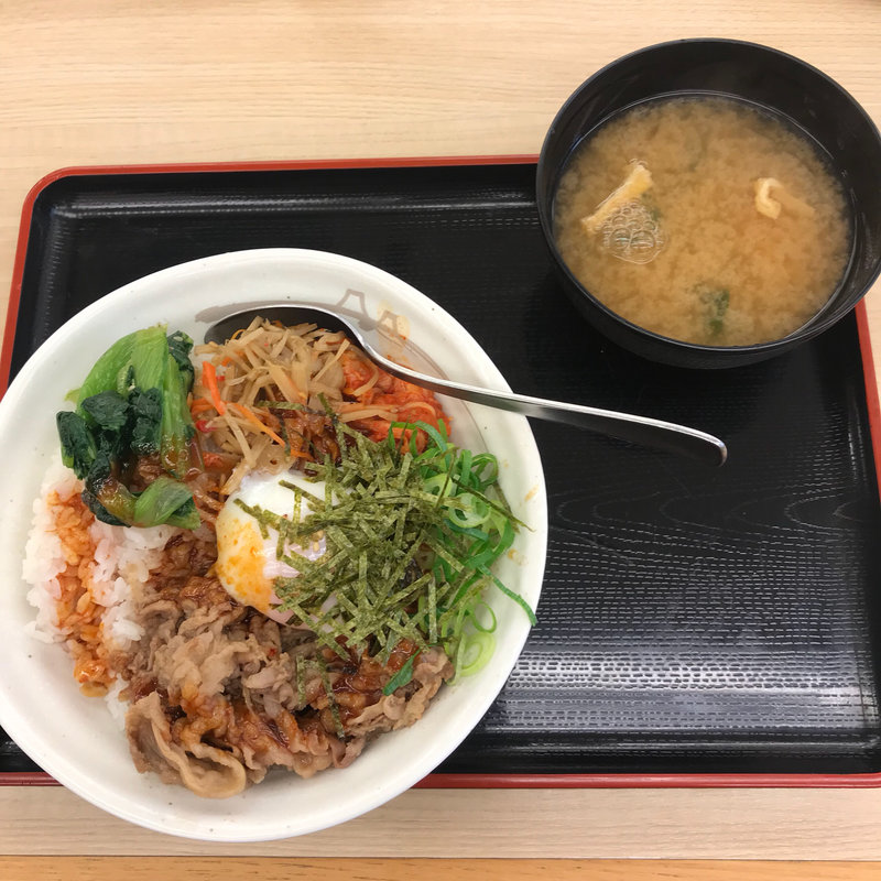 ビビン丼（ライス大盛り無料）(松屋 大泉学園南口店)