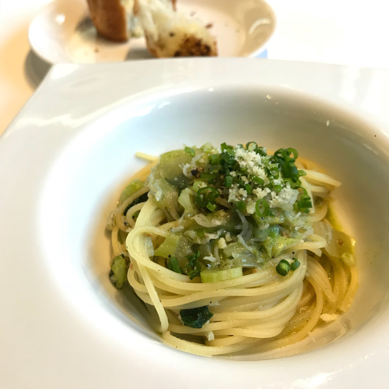 しらすと小ねぎのペペロンチーノ(ジャンティエス コマチ Gentillesse KOMACHI)