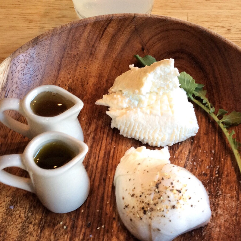 出来立てモッツァレラ＆リコッタ(SHIBUYA CHEESE STAND 渋谷チーズスタンド)