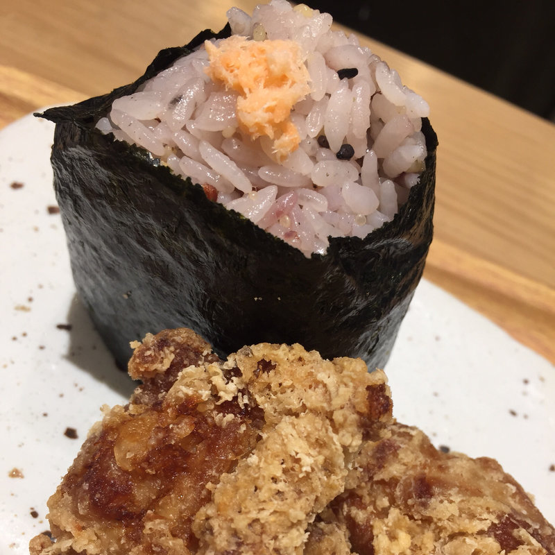 十六穀鮭 唐揚げ2ケ付き(おだむすび 本店)