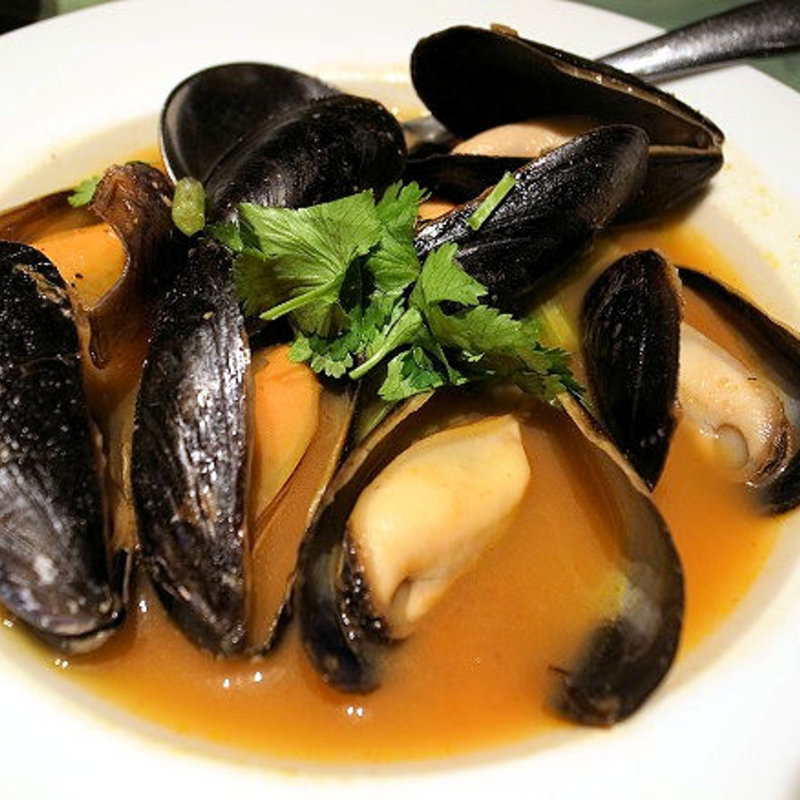 ムール貝のラッサム蒸し(エリックサウス 東京ガーデンテラス店 )