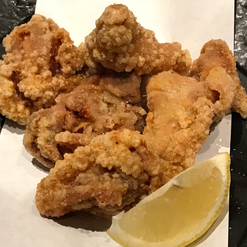 秘伝の塩唐揚げ(山内農場 なんば千日前店)