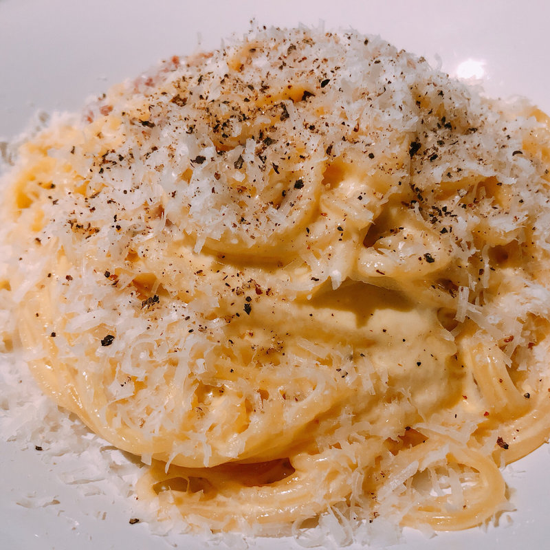 シェフ自慢の濃厚クリームカルボナーラ(FAbULOUS)