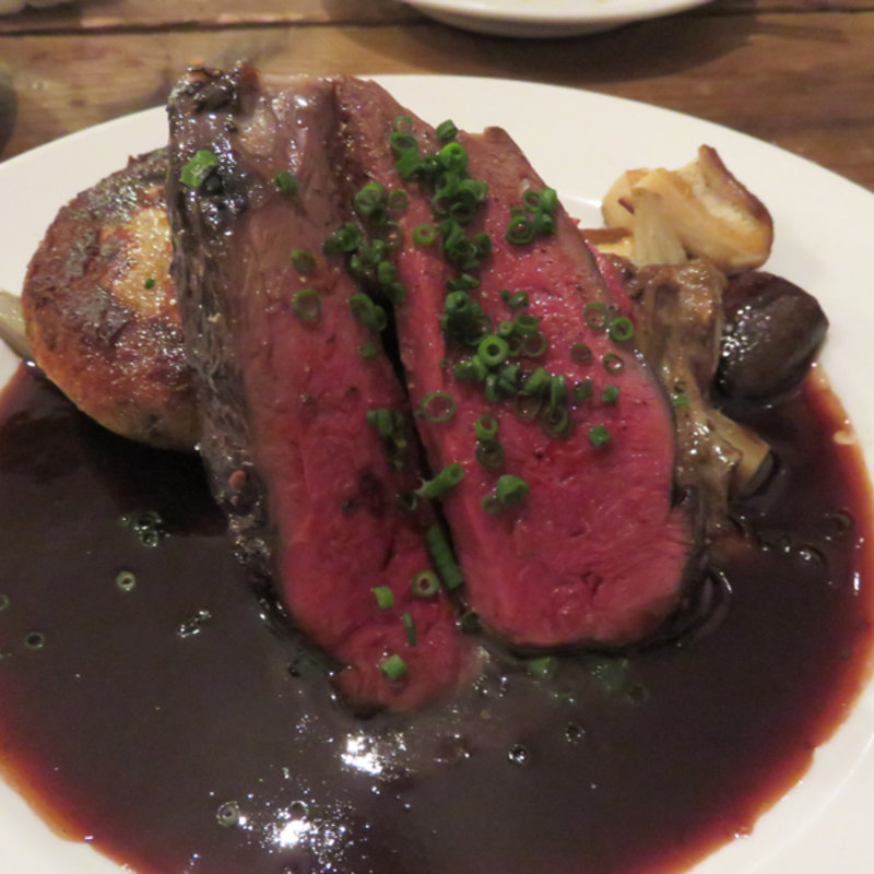 唐津産・尾長真鴨のロースト。(トルチュ ア ピエ)