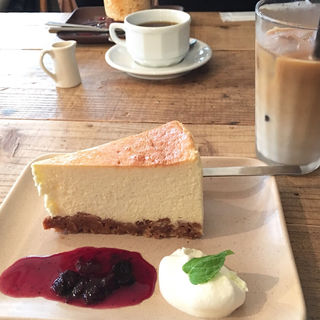 チーズケーキ(TRITON CAFE)