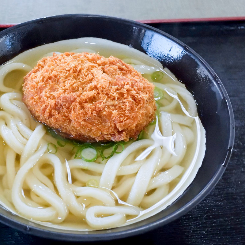 コロッケうどん（かけ+コロッケ）(うどん ちょくし （【旧店名】しんせい 勅使店）)