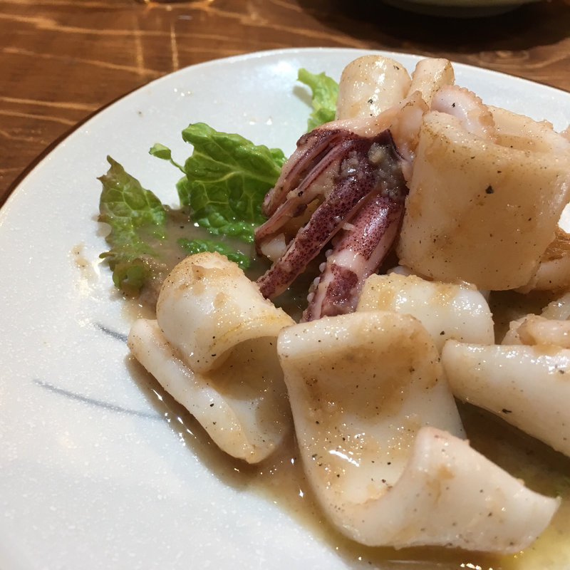 白いかのニンニクバター炒め(お食事処 海心 )