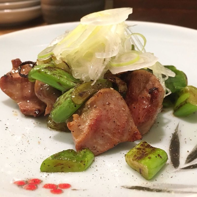 砂肝の黒コショウ炒め(居酒屋おかん )