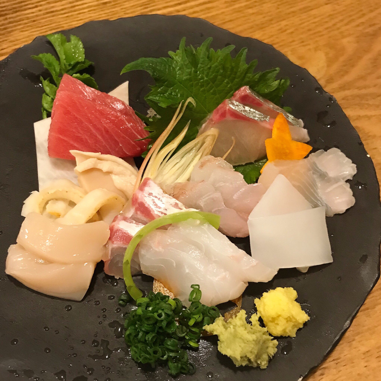 刺身盛り合わせ 居酒屋おかん の口コミ一覧 おいしい一皿が集まるグルメコミュニティサービス Sarah