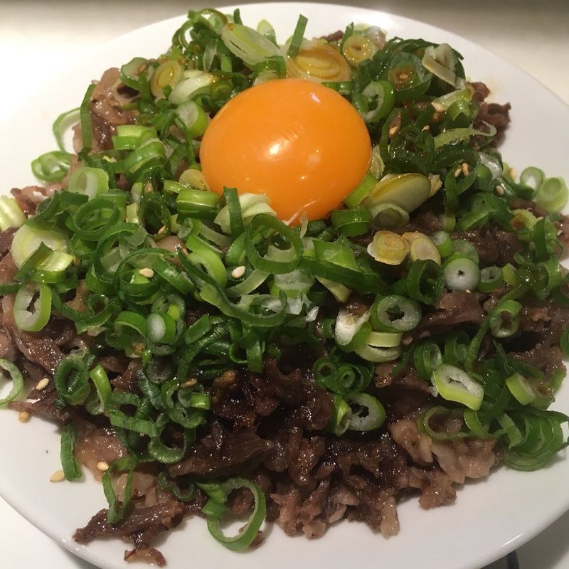 焼肉丼(天神肉食堂)