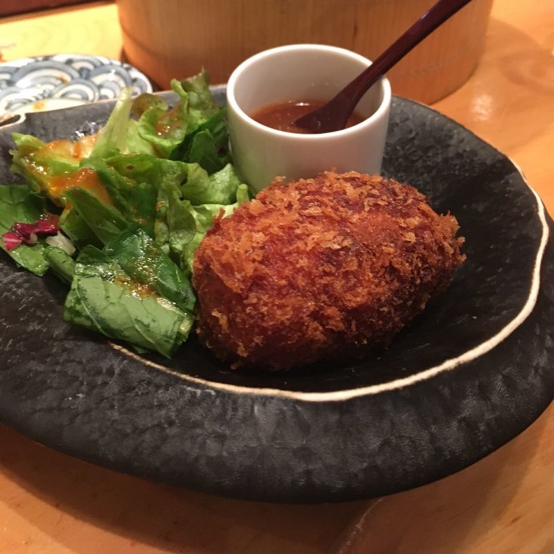 【かにかにクリームコロッケ】(北海道物産 東京立川)