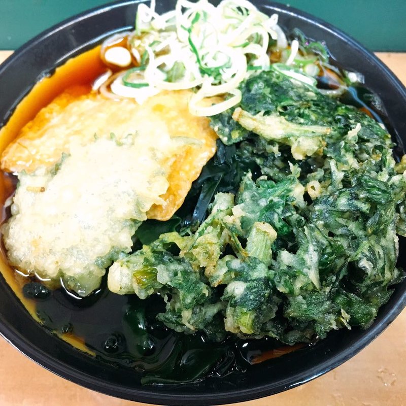 きつねそば、春菊天(天亀そば )