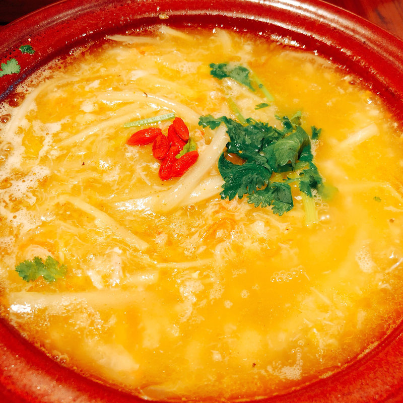 上海蟹味噌入り土鍋麺(ゴールデンタイガー 六本木)