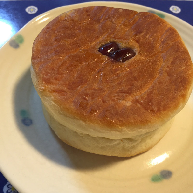 京都太鼓あんぱん 有機宇治抹茶入り白あん+国産小豆 鹿の子(志津屋 三条店 （SIZUYA）)