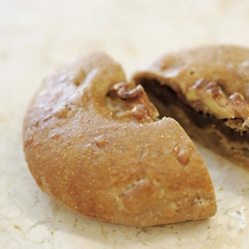 クルミあんぱん(ベッカー 神楽坂店)