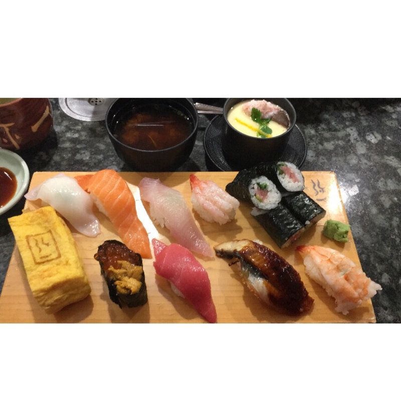 味彩昼膳高野(江戸前回転寿司　弥一　紀ノ川店)