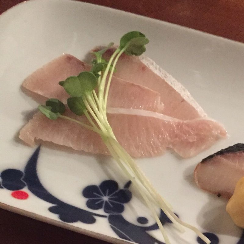 鰤の冷燻(コノ花まひろ )