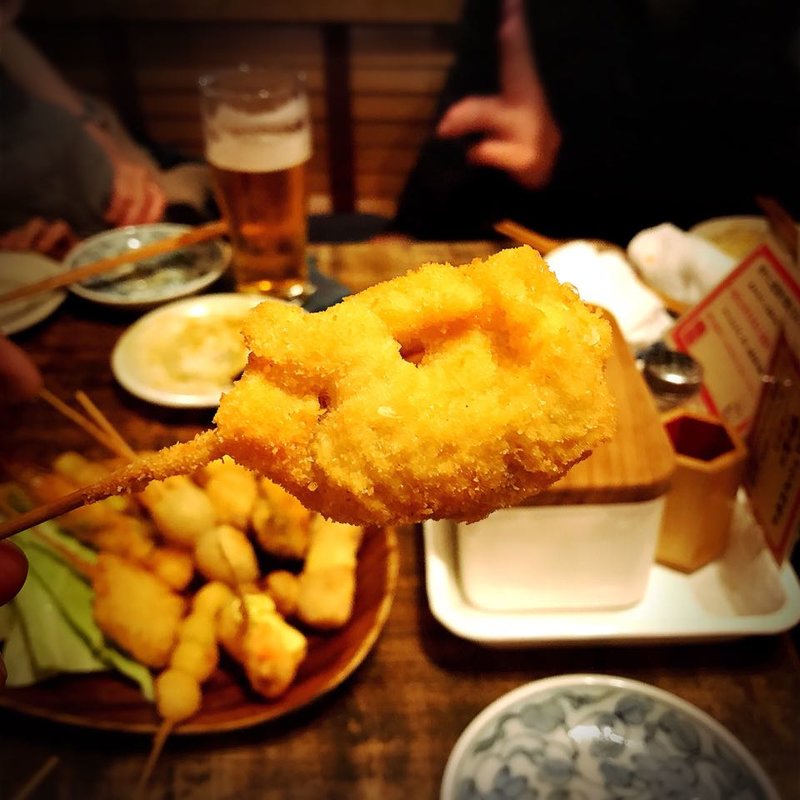 揚げ納豆(いか玉焼と串カツ マハカラ)