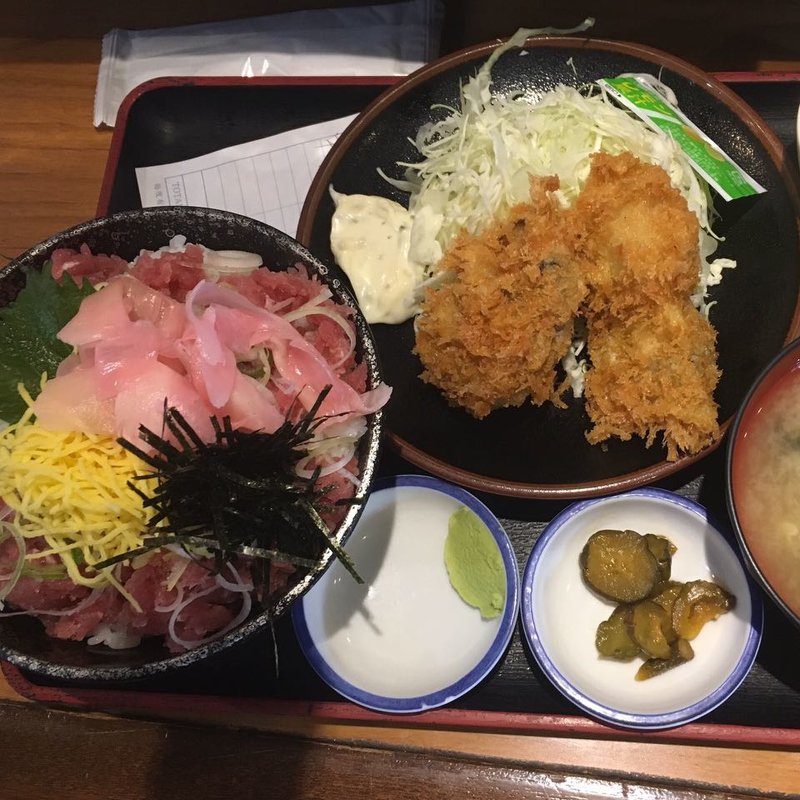 鮪中落ち丼セット(海ぼうず)