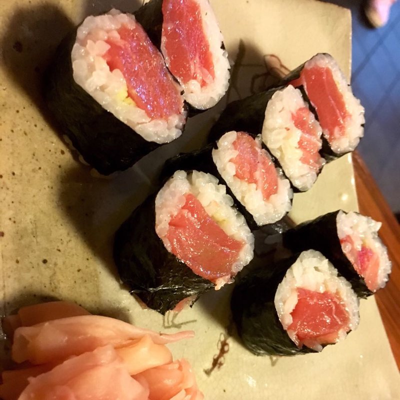 鉄火巻(居酒屋とみ千早店)