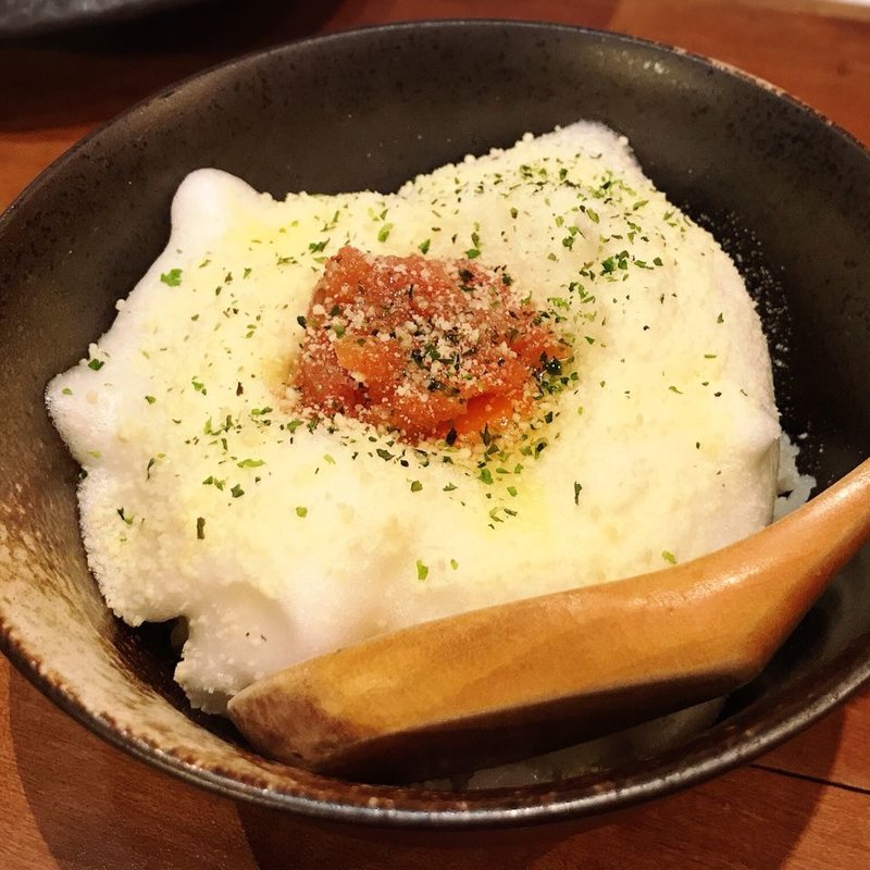 明太子パルメザンチーズのたまごかけご飯(酒肴 かおりぐさ)