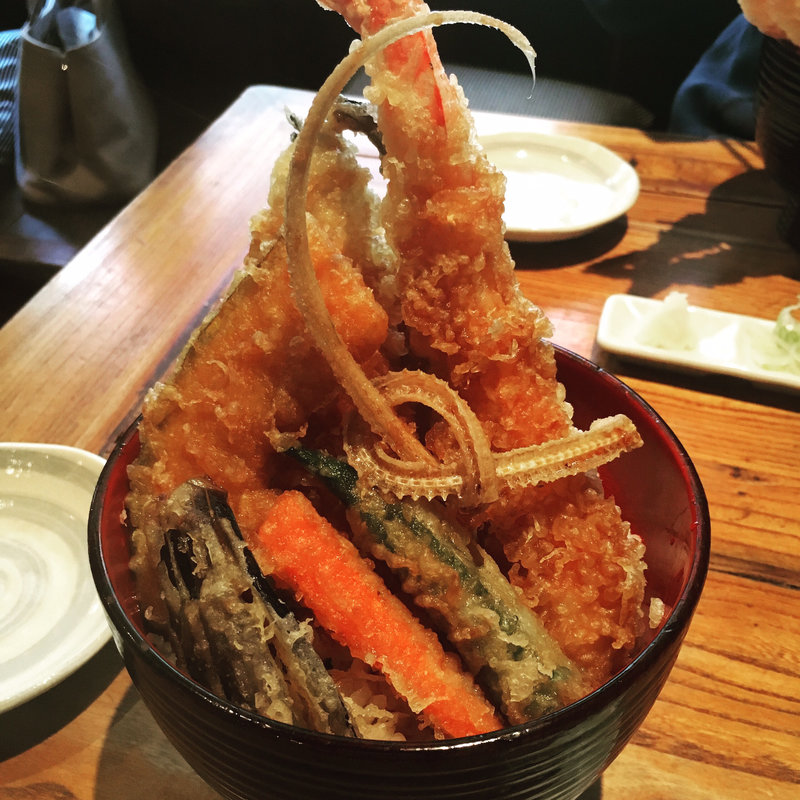 天丼(１７６ （いちななろく）)