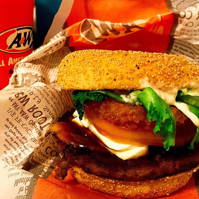 A&Wバーガー(A&W 国際通り松尾店)