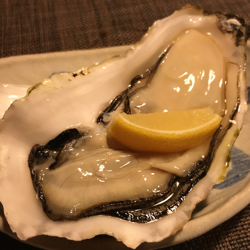 殻付き牡蠣(阿古 )