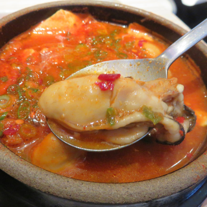 牡蠣スンデゥブ(東京純豆腐 天神IMS店)