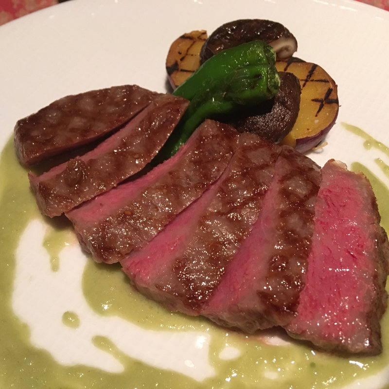 黒毛和牛の網焼き わさびソース(シノワ 銀座店)