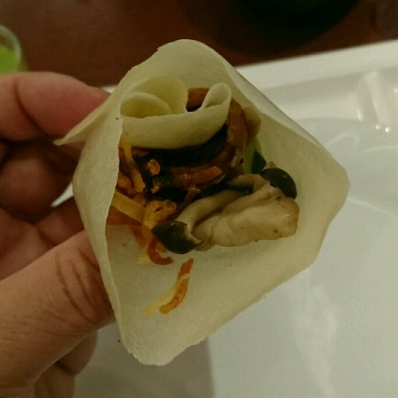 樟茶鴨 トリュフ香る四川ダック(グルメバイキング オリンピア)