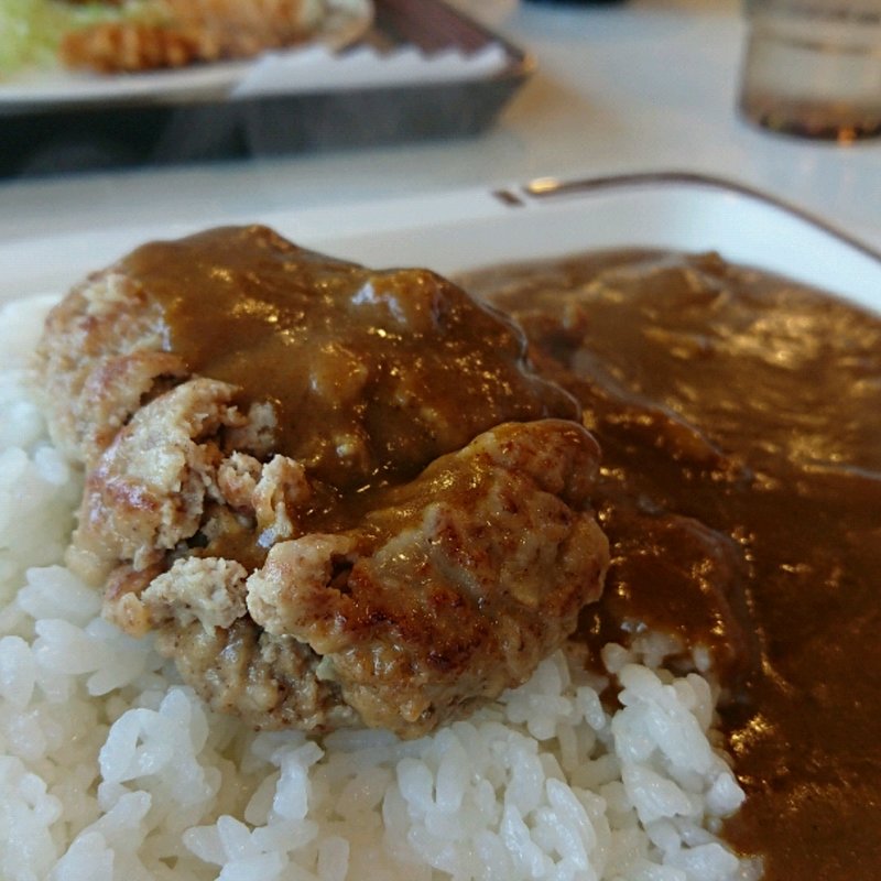 ハンバーグカレー(松原食堂)