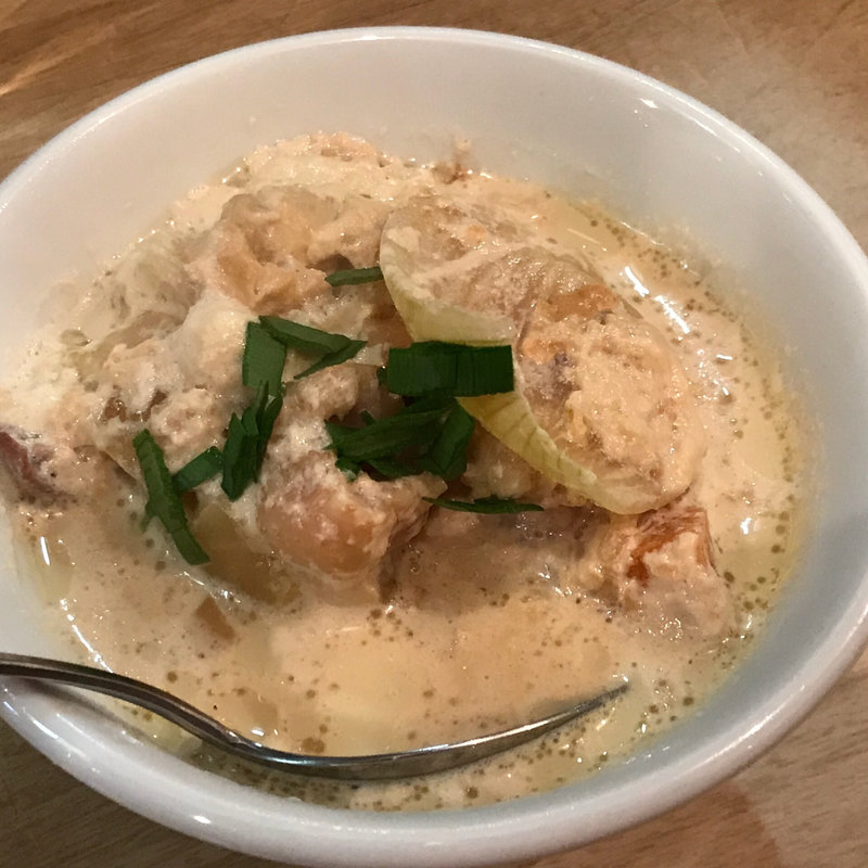 牛乳モツ煮(ミルクワンタン 鳥藤)