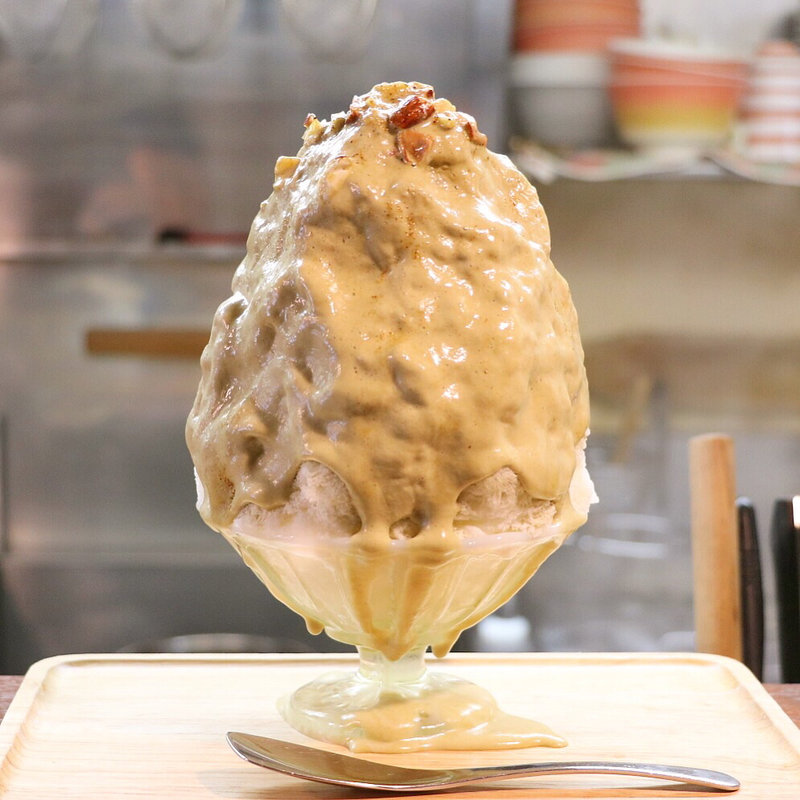 ピスタチオミルクとプラリネ(ブン ブン ブラウ カフェ ウィズ ビーハイヴ （Bum Bun BLau Cafe with BeeHive）)