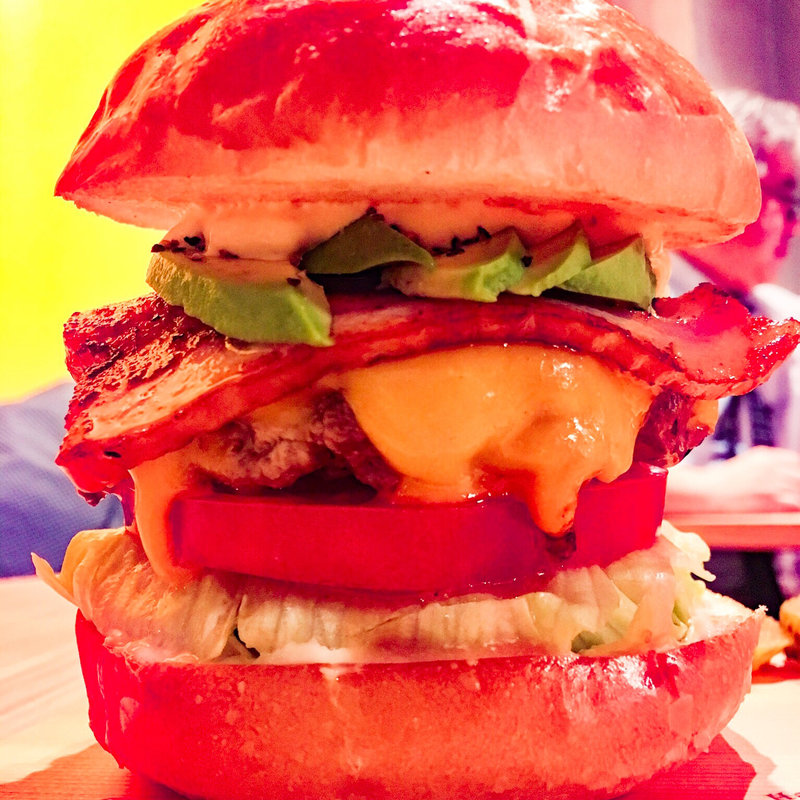 アボカドベーコンチーズバーガー(ビルダーズ （Builders）)