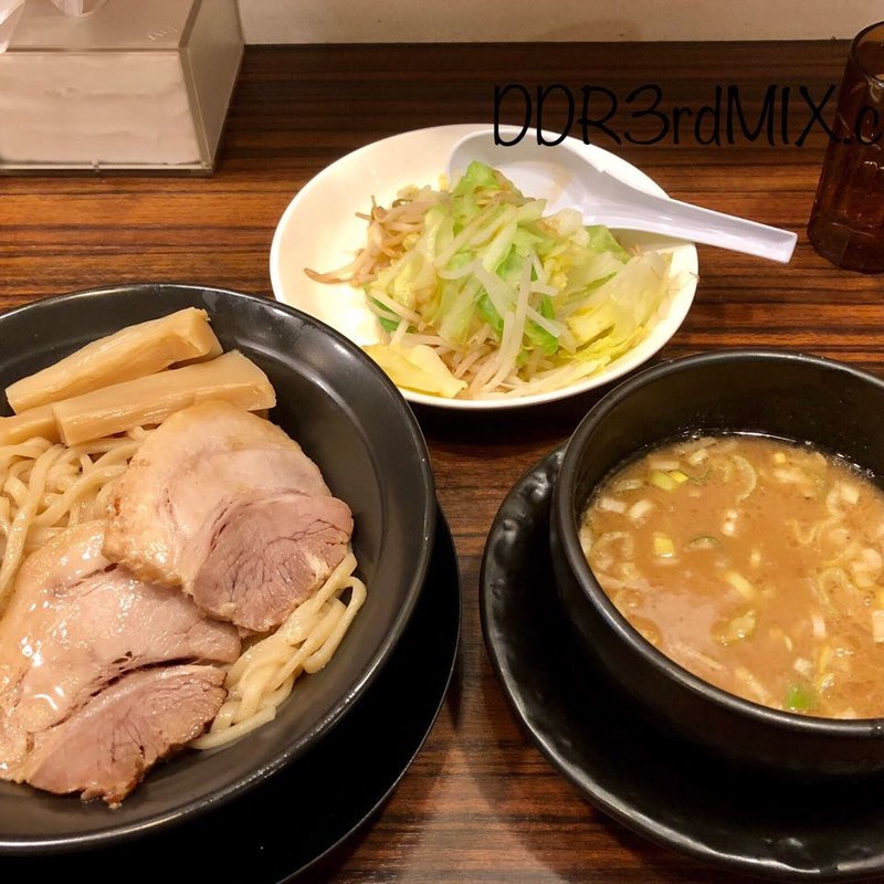 濃厚魚介つけ麺SP(築地家 （ツキジヤ）)