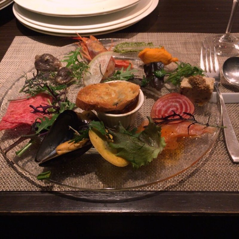 コース 前菜(キャトルラパン （quatre lapin）)