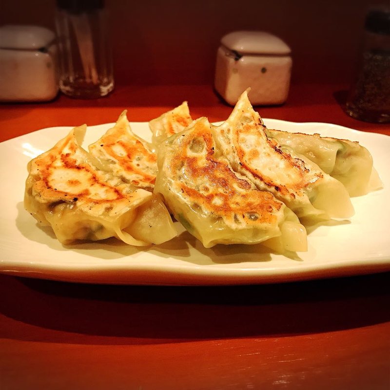 かね六餃子(かね萬六本木)