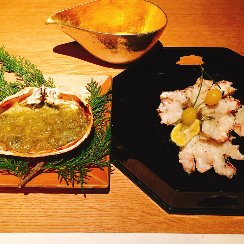 蟹の甲羅焼(ふくい、望洋楼 青山店)