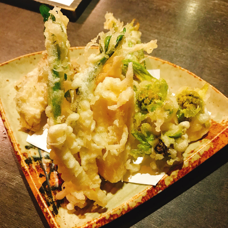 筍と春野菜の天ぷら(和酒和食 恵比寿 黒帯)