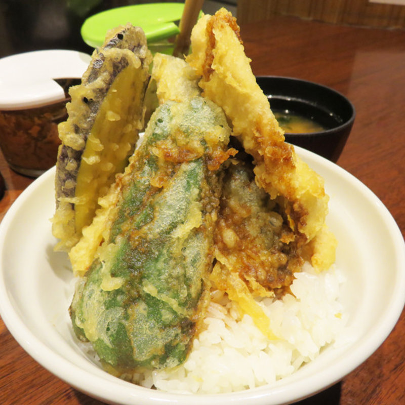 釧路産トロ鰯天丼(博多 天ぷら たかお キャナルシティ店)
