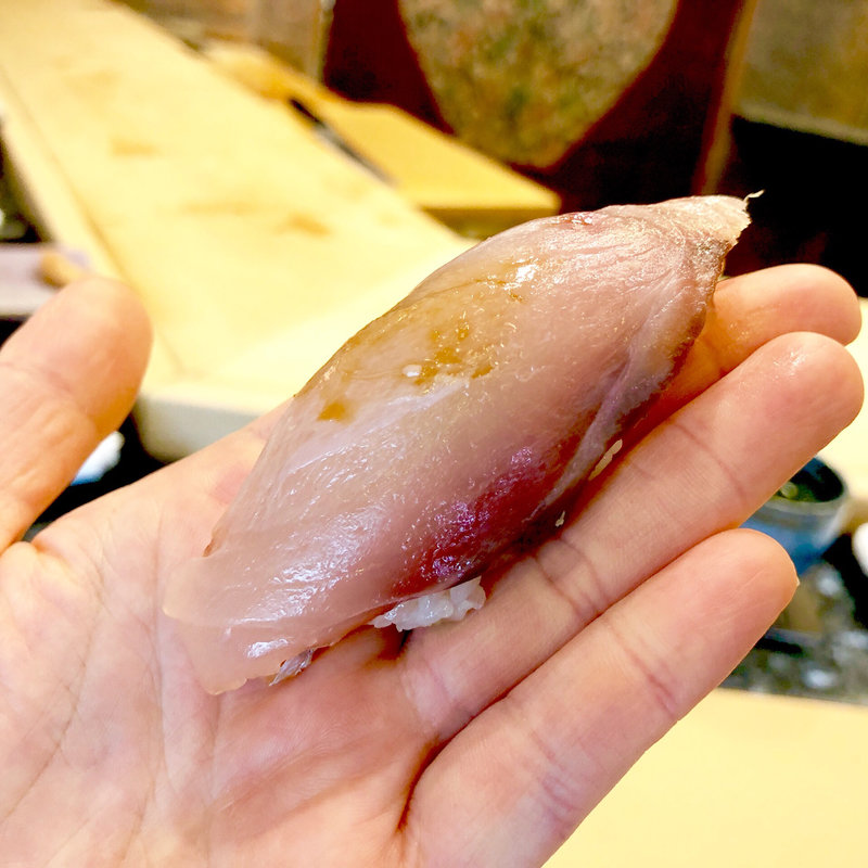 しまあじ(初音鮨)