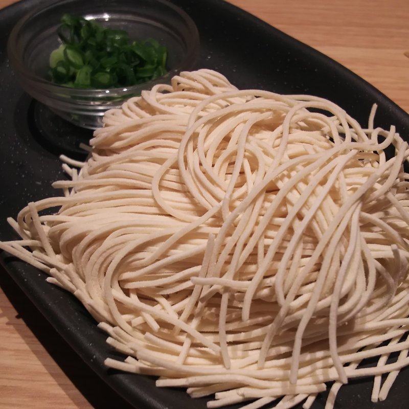 一風堂監修の特製麺(しゃぶしゃぶ温野菜 ミューザ川崎店)