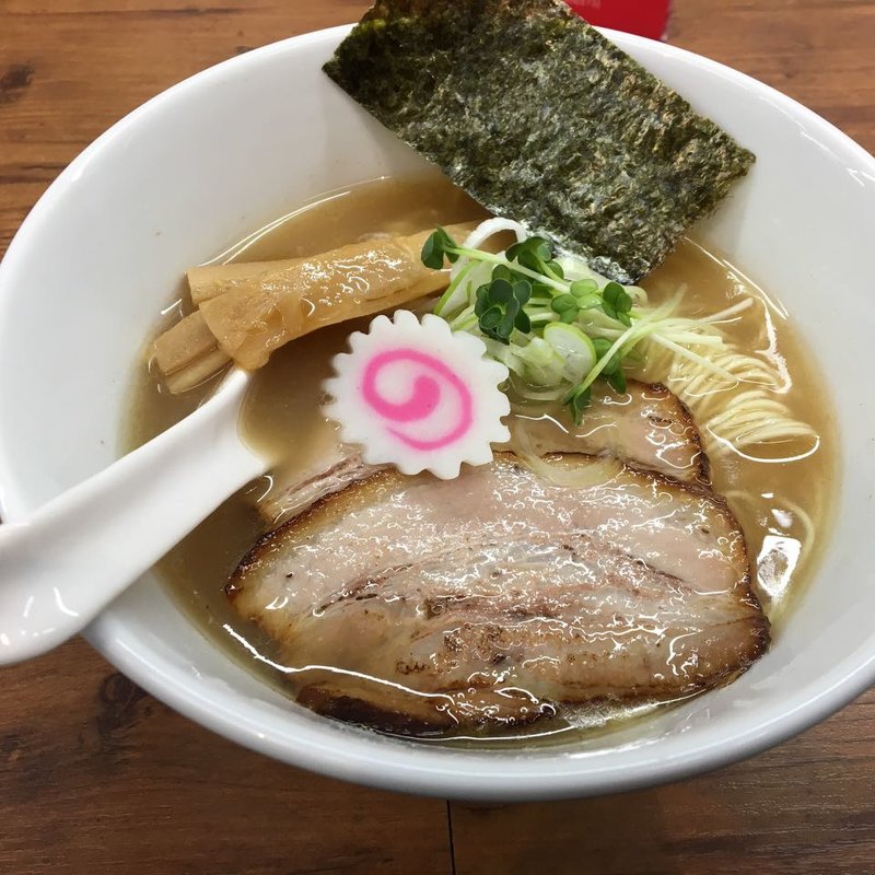 淡麗醤油ラーメン(麺屋　小桜)